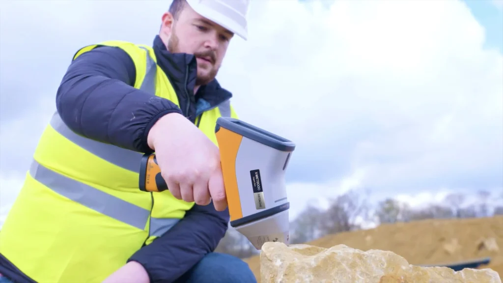 ทดสอบแร่